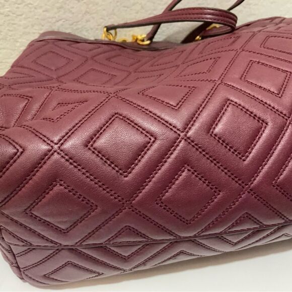 Tory Burch Large Fleming Triple Compartment Tote Wine Quilted Leather - Picture 5 of 16